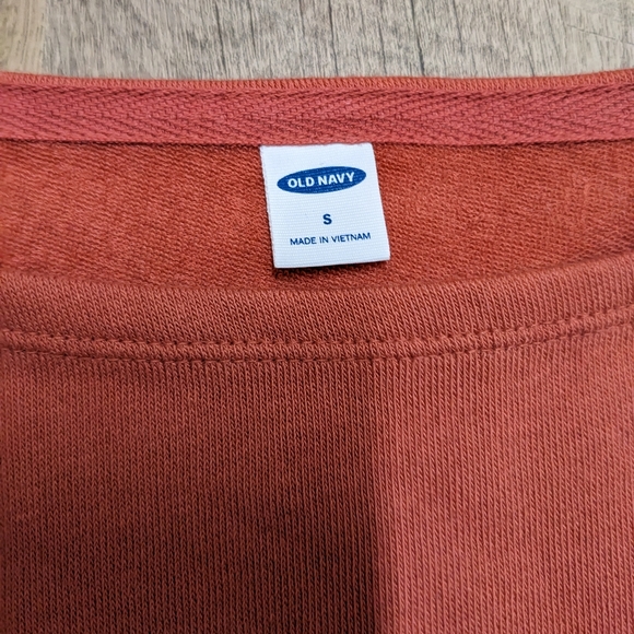Old Navy Peach Colored Top 3/4 length Sleeves New - Picture 4 of 5